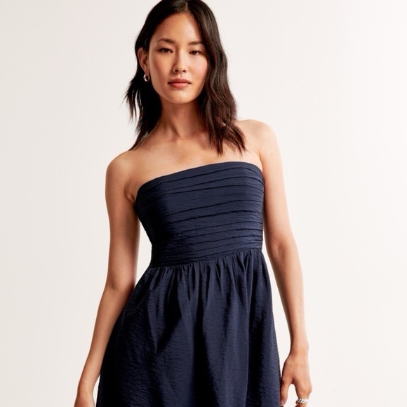 Abercrombie Navy Puff-Sleeve Mini Dress - Picture 2 of 6